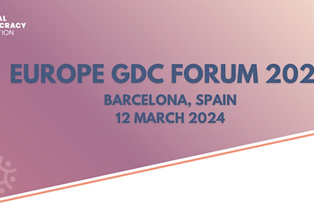 Activistas y especialistas de toda Europa se encuentran en Barcelona para hablar de democracia