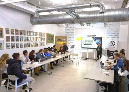 La herramienta QuéHacenLosDiputados.es ofrece en abierto el análisis de las iniciativas del Congreso en 24 temas sociales